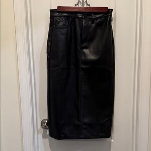 Ann Taylor weekend- NWT- 2P- Black vegan Leather Pencil Skirt w/ back kick slit.